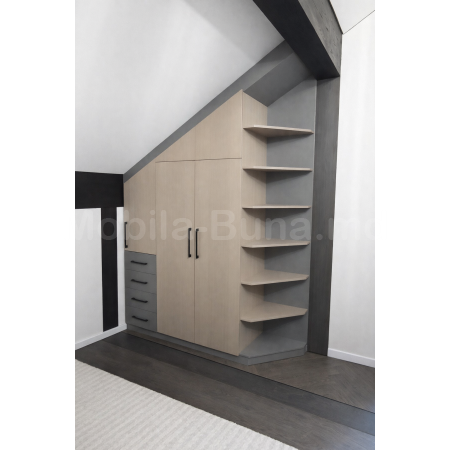 Шкаф для мансарды на заказ A-101